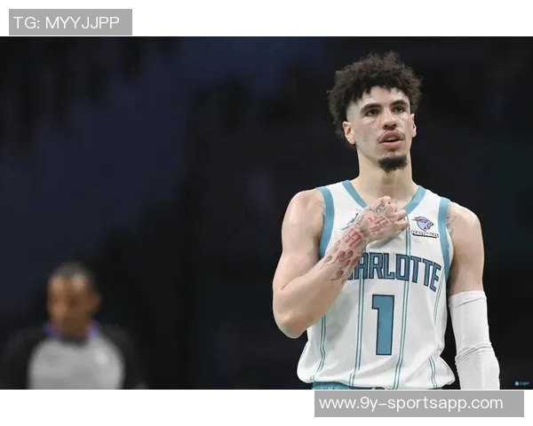 拉梅洛鲍尔因脚踝不适提前离场本场比赛将无法继续参赛